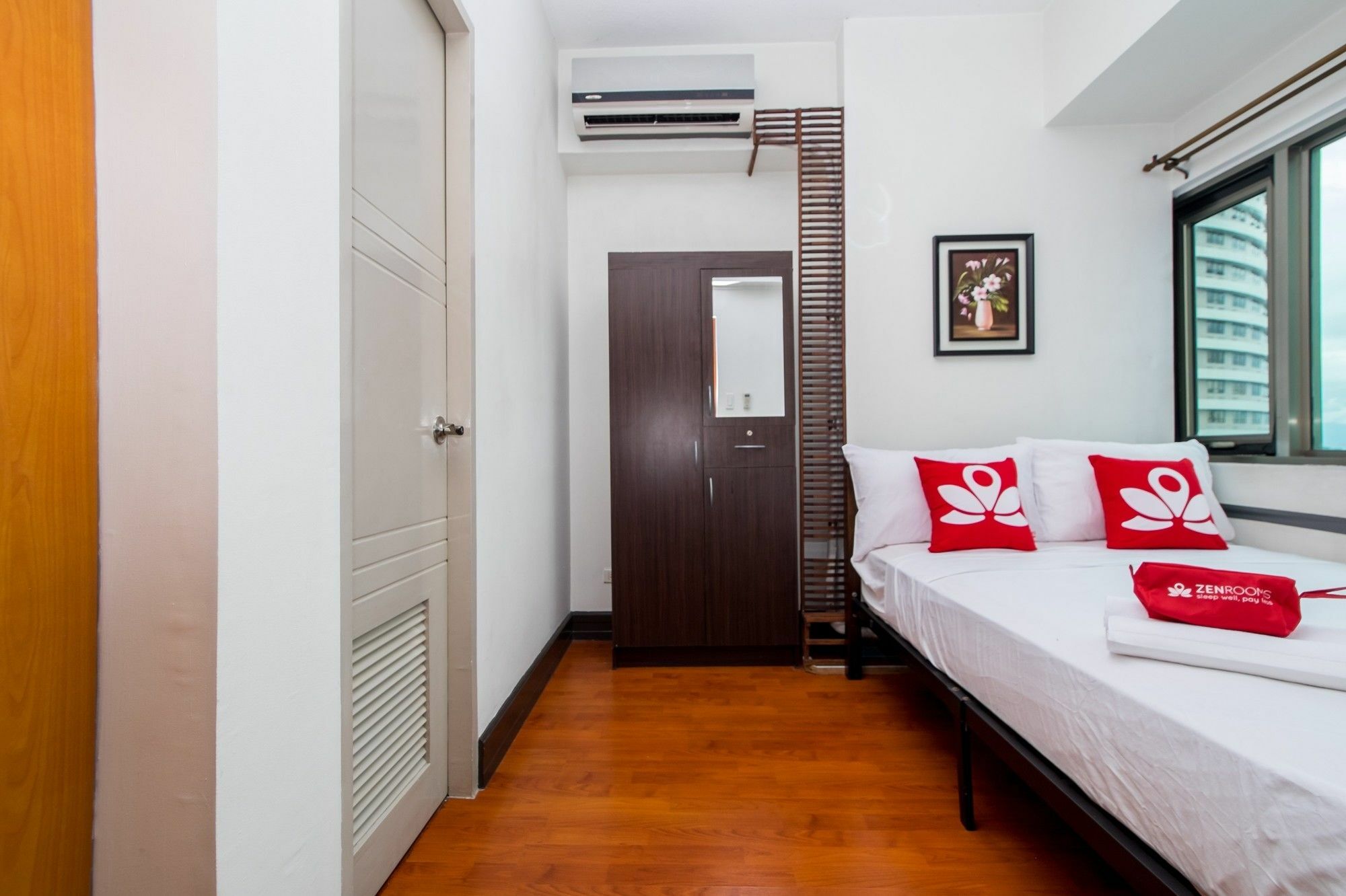 Zen Home Forbeswood Parklane Bgc Taguig Dış mekan fotoğraf