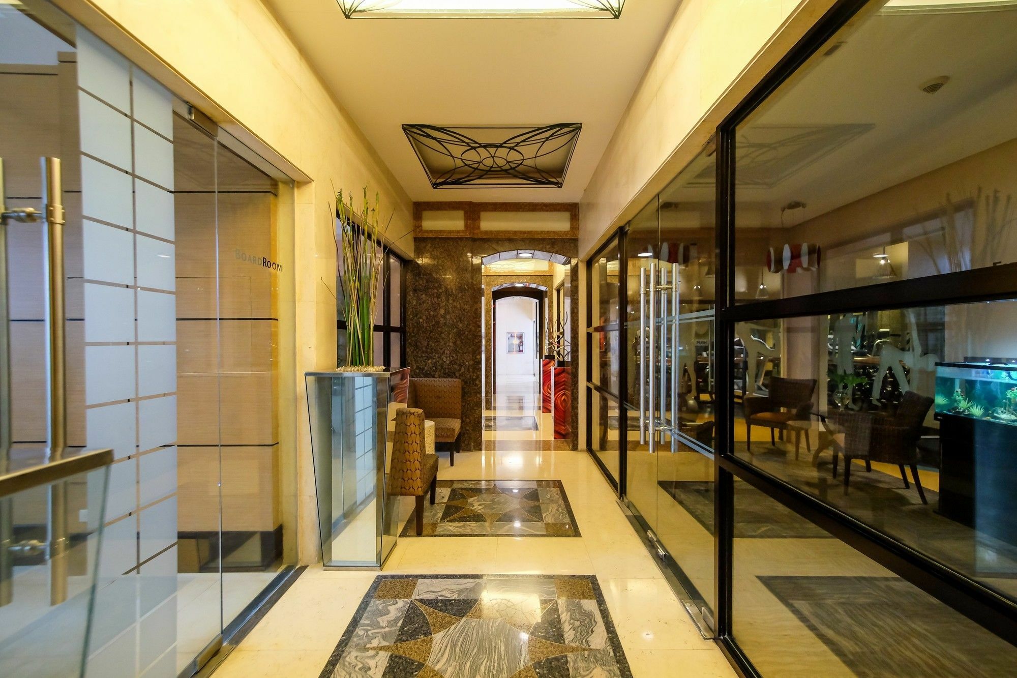Zen Home Forbeswood Parklane Bgc Taguig Dış mekan fotoğraf
